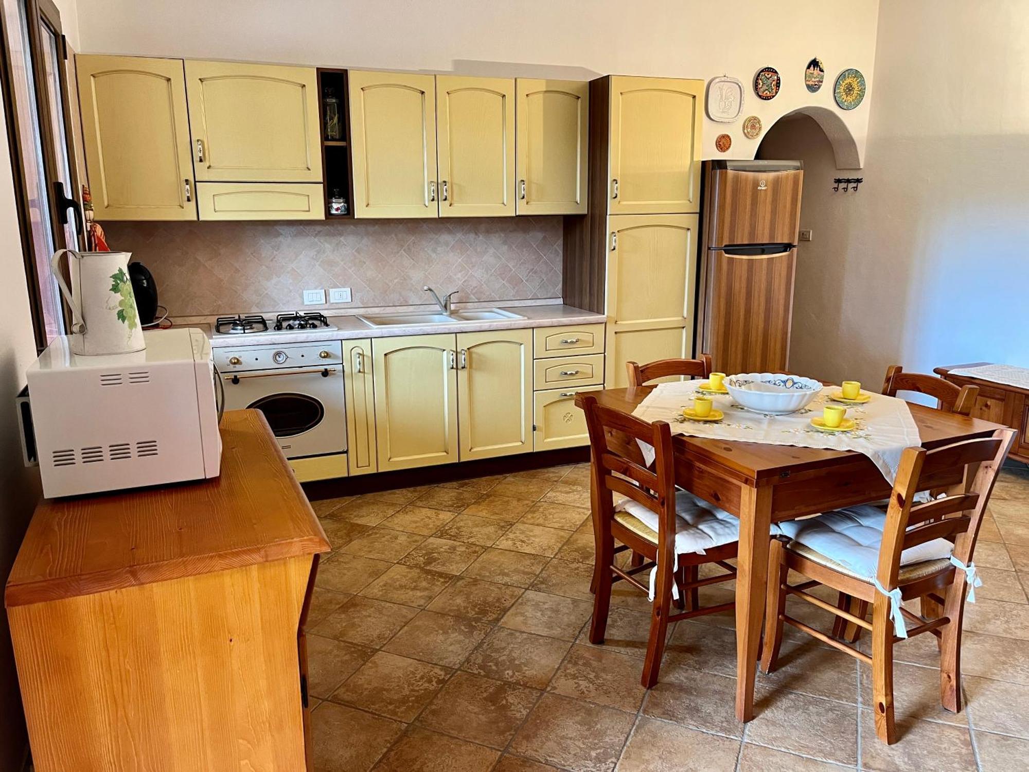 Casa Airin, Center *