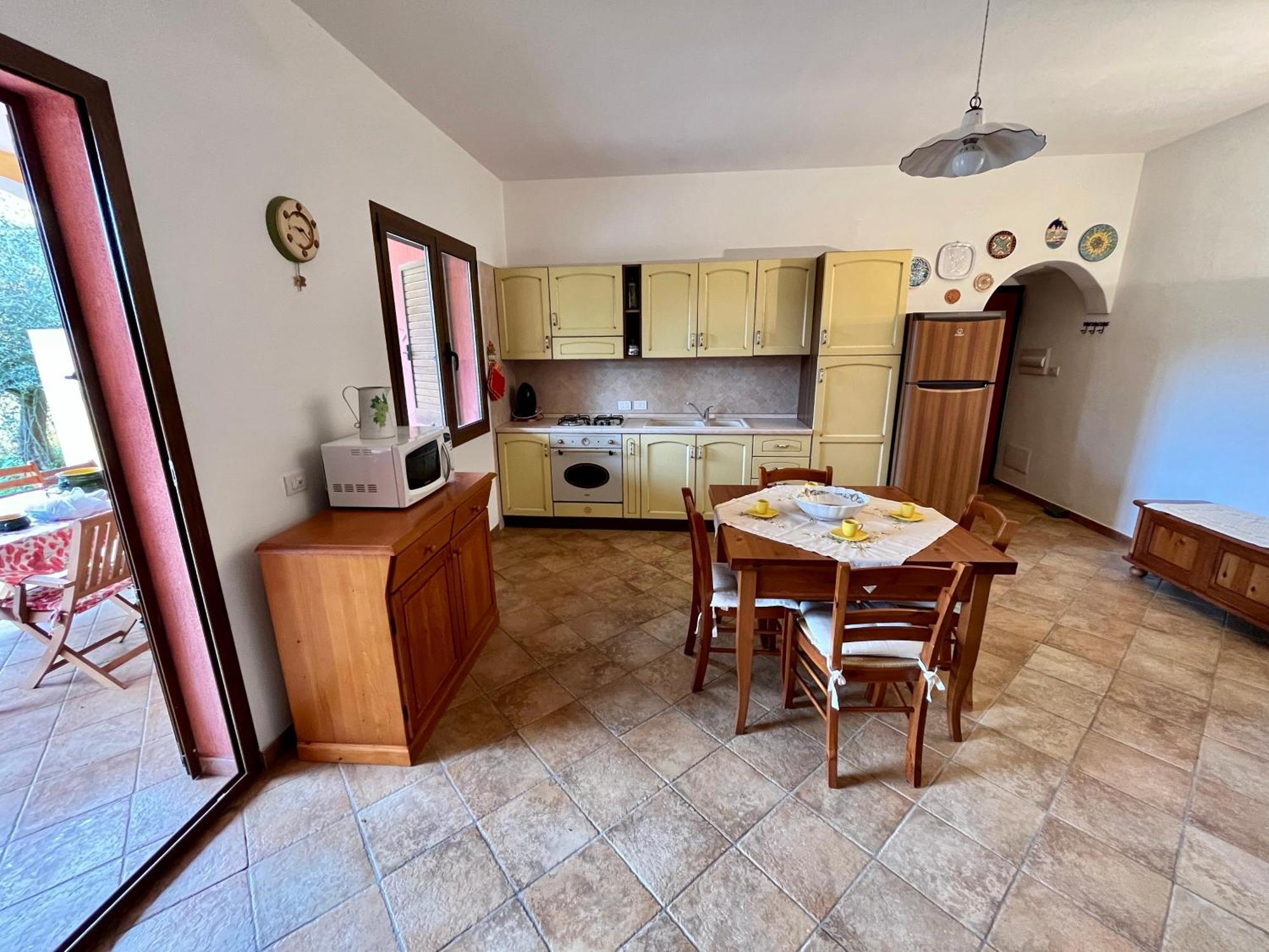 Casa Airin, Center *